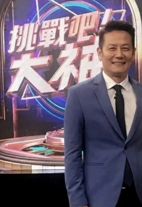 寂寞的学生们在山上无套做爱激情内射 - 凹凹AV